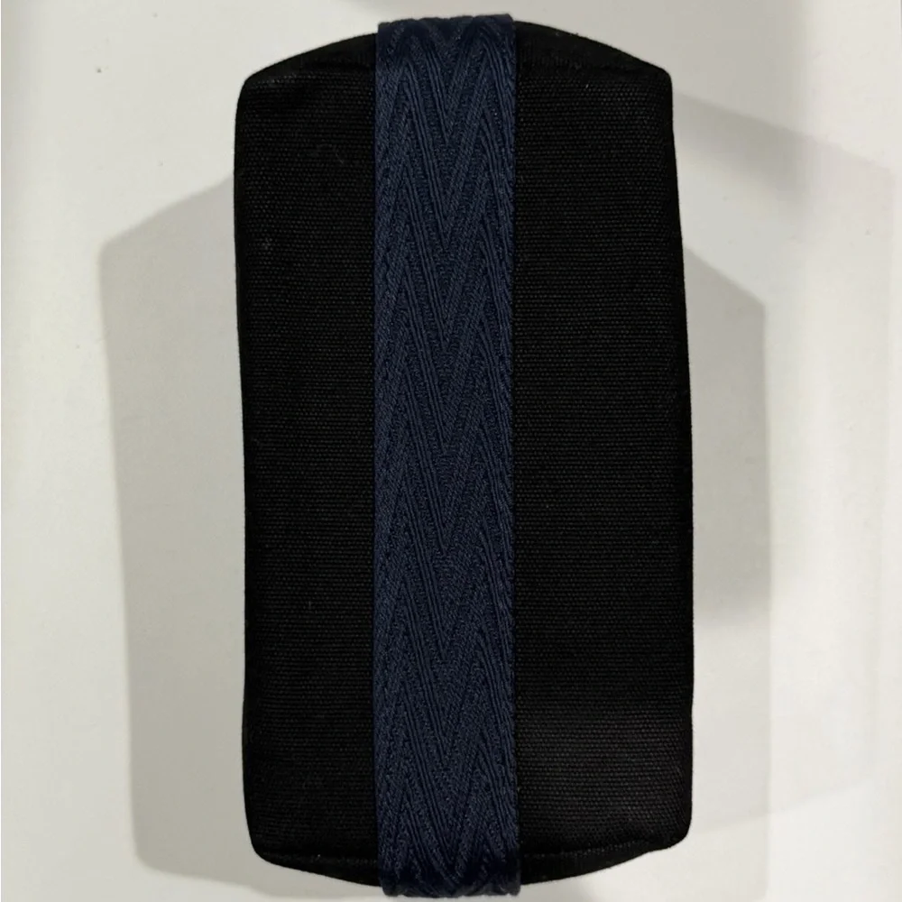 unbranded stylish black